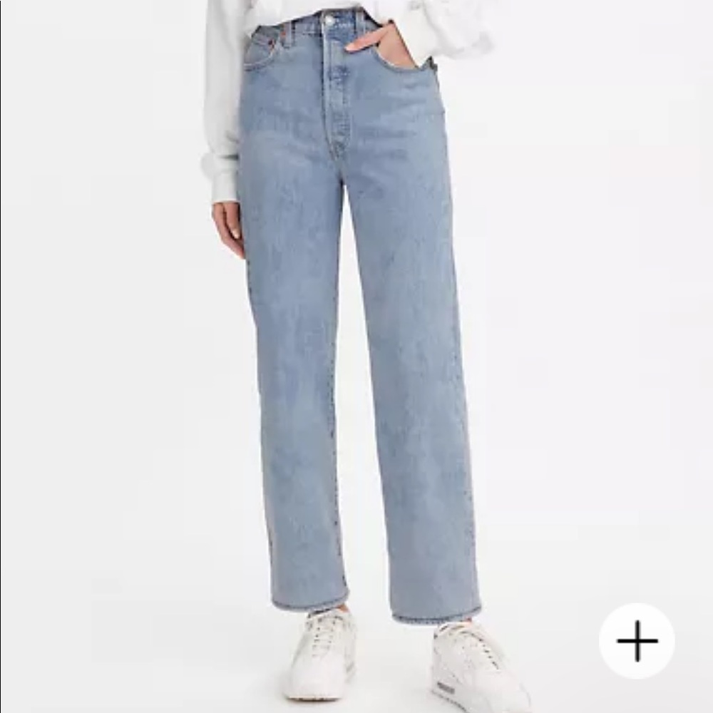 Levi’s rib cage straight ankle jeans